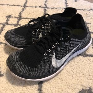 Nike 4.0 flyknit women’s size 6 shoe
